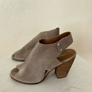 Leather and suede heeled sandals